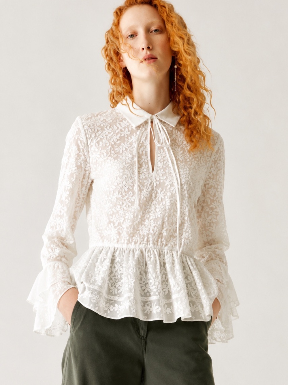 R/R Studio Floral Embroidered Cotton Peplum Blouse Ivory Tie Neck Size 8